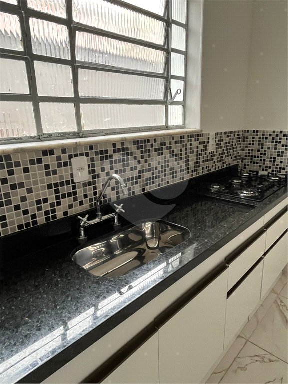 Sobrado à venda com 3 quartos em Vila Laís, São Paulo, SP