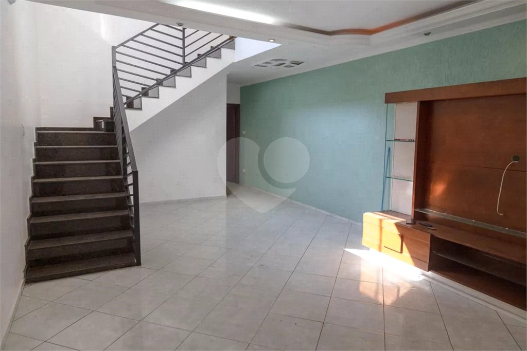 Casa à venda com 3 suítes em Vila Flórida, Guarulhos, SP