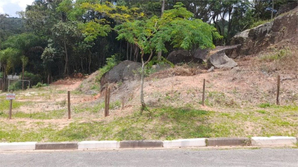 Terreno à venda no condomínio Itaguaçu da Cantareira, São Paulo - SP