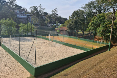 Casa à venda com 4 suítes no condomínio Marambaia, Vinhedo - SP