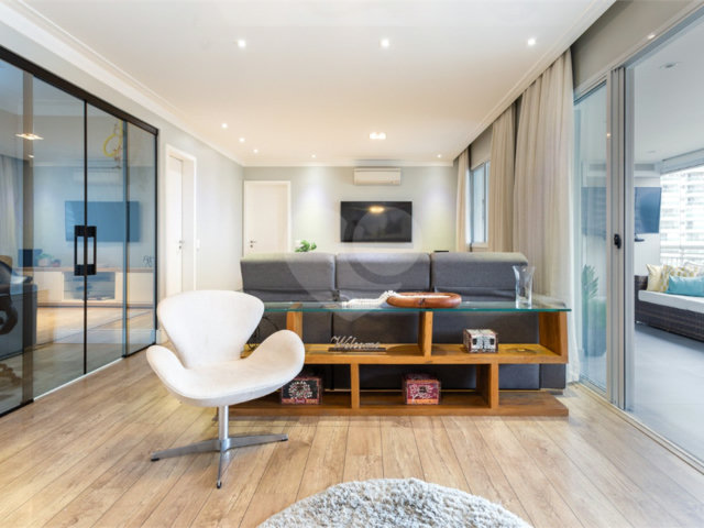 Apartamento à venda com 3 suítes em Santo Amaro, São Paulo, SP