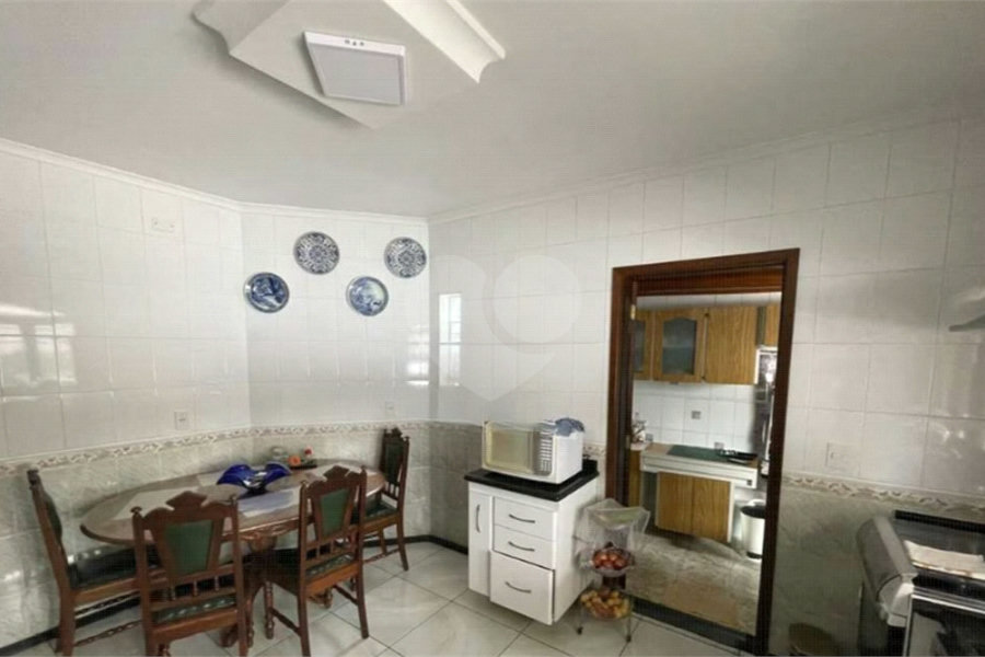 Sobrado à venda com 4 quartos, sendo 2 suítes, em Vila Maria Alta, São Paulo, SP