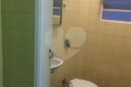 Sobrado à venda com 3 quartos, sendo 1 suíte, em Vila Nova Caledônia, São Paulo, SP