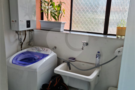 Apartamento à venda com 3 quartos, sendo 1 suíte, em Vila Olímpia, São Paulo, SP