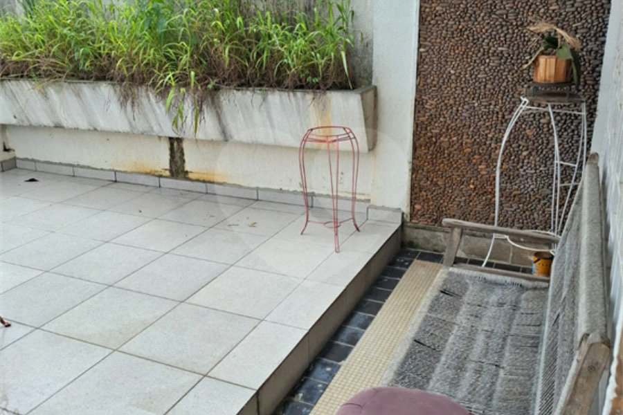 Sobrado à venda com 2 quartos em Santana, São Paulo, SP
