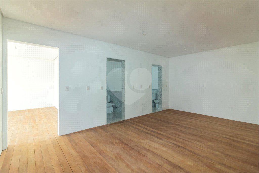 Apartamento à venda com 4 suítes em Ibirapuera, São Paulo, SP
