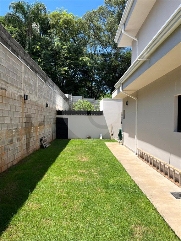 Casa à venda com 3 suítes no condomínio Vila Hipica Ii, Vinhedo - SP