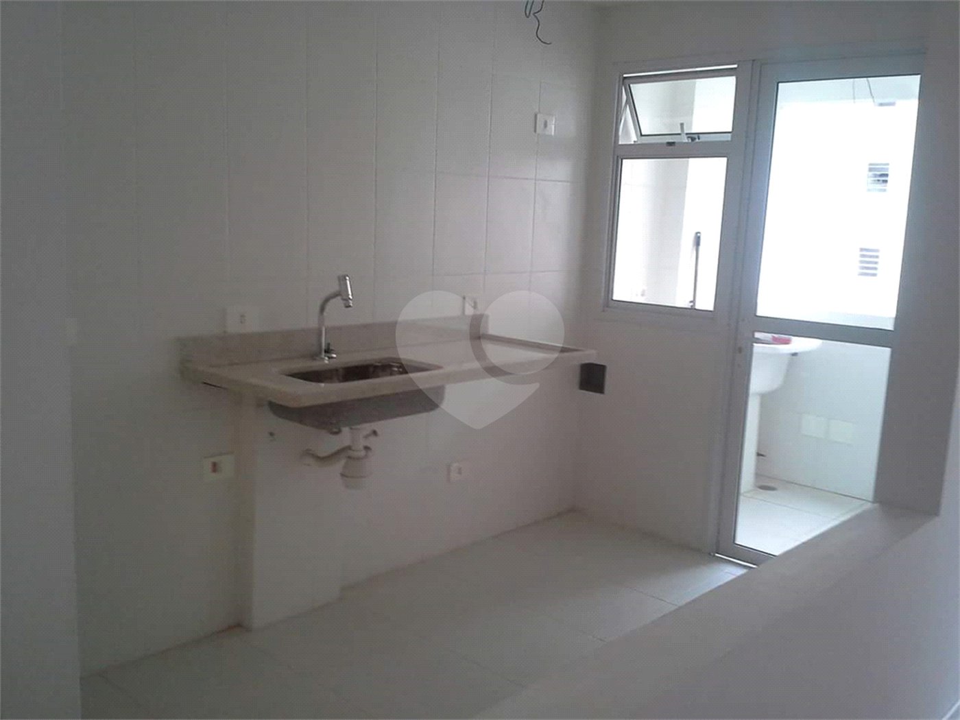 Apartamento à venda com 2 quartos, sendo 1 suíte, em Vila Mazzei, São Paulo, SP