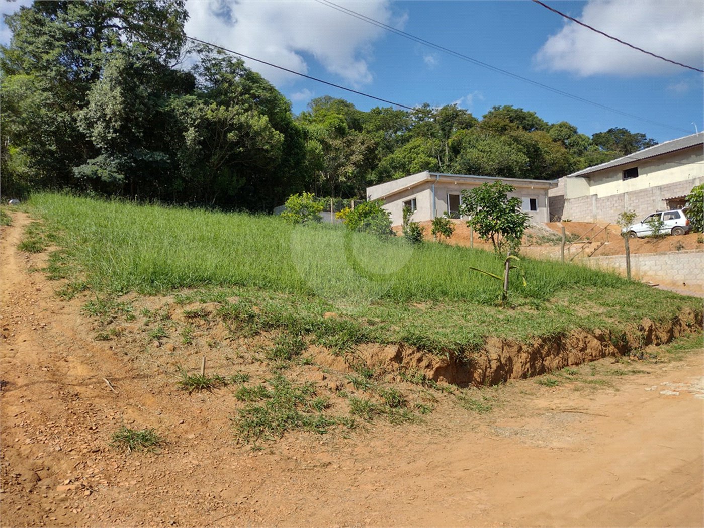Terreno à venda com 1 suíte em Caixa D´água, Vinhedo, SP