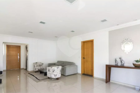 Apartamento à venda com 3 quartos, sendo 1 suíte,  em Água Fria, São Paulo, SP