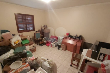 Sobrado à venda com 7 quartos, sendo 2 suítes, em Jardim Marajoara, São Paulo, SP