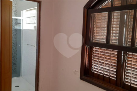 Sobrado à venda com 6 quartos, sendo 3 suítes, em Vila Divina Pastora, São Paulo, SP