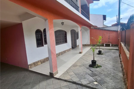 Casa à venda com 3 quartos, sendo 1 suíte, em Campo Grande, Rio de Janeiro, RJ