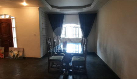 Casa à venda com 3 quartos, sendo 1 suíte,  no condomínio Alpes da Cantareira, Mairiporã - SP