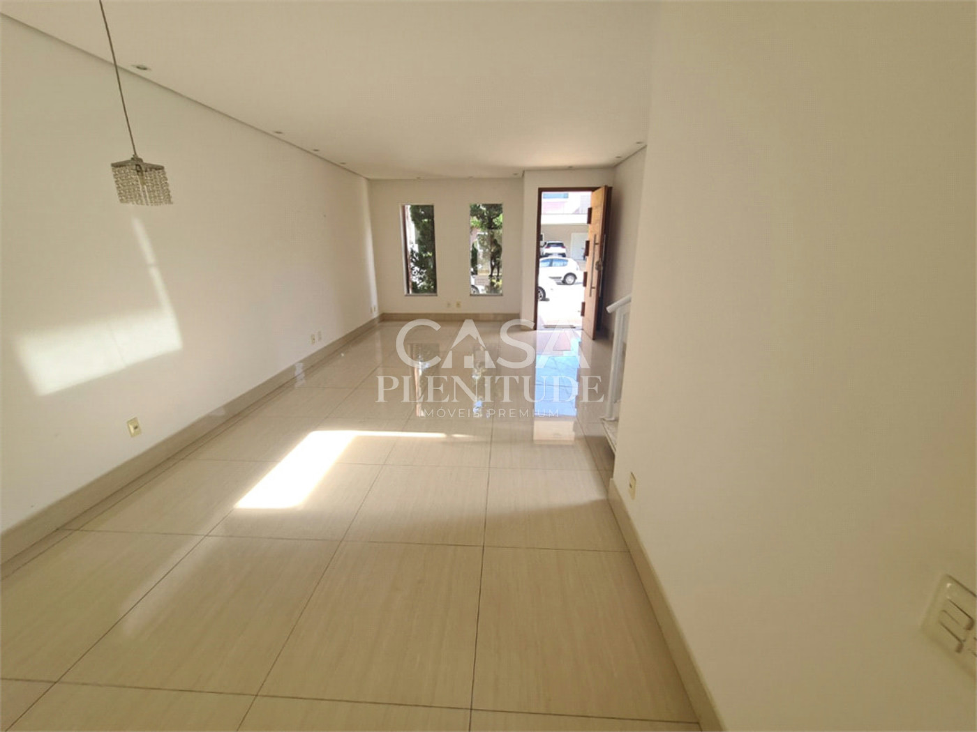 Casa em condomínio à venda com 3 suítes, em Iporanga, Sorocaba, SP