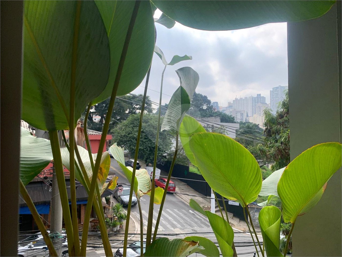 Apartamento à venda com 2 suítes em Vila Madalena, São Paulo, SP