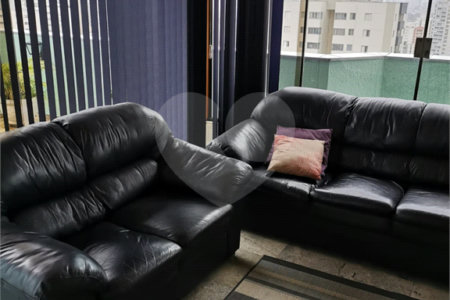 Cobertura à venda com 3 quartos em Vila Gumercindo, São Paulo, SP