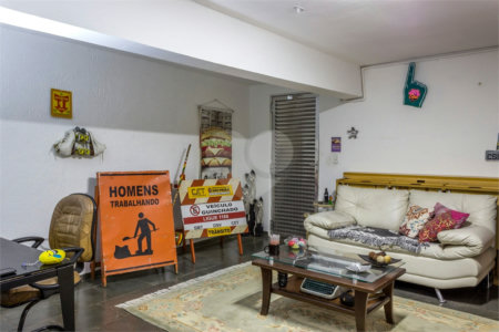 Casa à venda com 3 quartos, sendo 1 suíte,  em Parque Jabaquara, São Paulo, SP