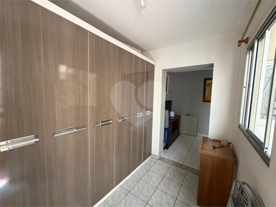 Sobrado à venda com 2 quartos em Ferreira, São Paulo, SP
