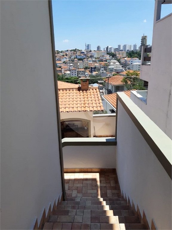 Sobrado à venda com 3 quartos, sendo 2 suítes,  em Vila Paulicéia, São Paulo, SP