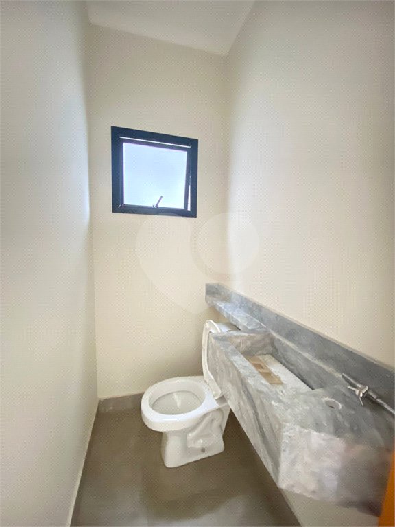 Casa à venda com 3 quartos, sendo 1 suíte, em Jardim do Lago, Atibaia, SP