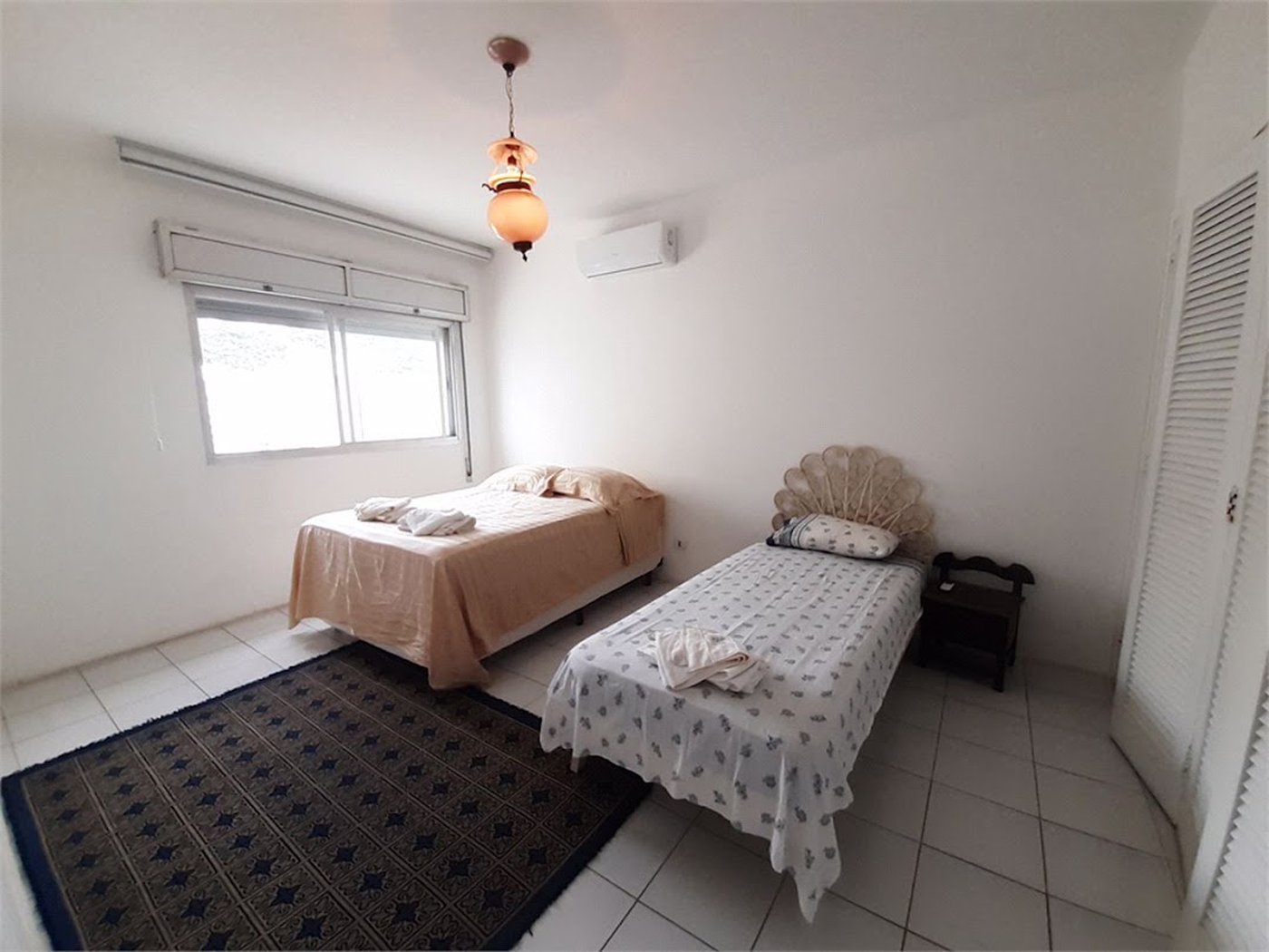 Apartamento Residencial à venda, Pitangueiras, Guarujá - AP0163.