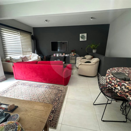 Casa à venda com 3 quartos, sendo 2 suítes, no condomínio Townhouse Village Morumbi, São Paulo - SP