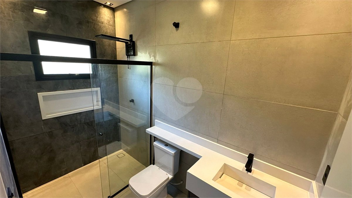 Casa à venda com 4 quartos, sendo 3 suítes, em Condomínio Terras de Santa Cruz, Bragança Paulista, SP