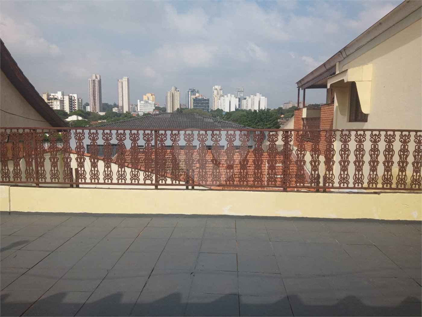 Sobrado à venda com 4 quartos, sendo 2 suítes,  em Instituto de Previdência, São Paulo, SP