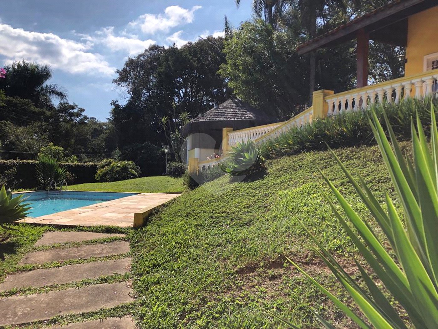 Casa Térrea à venda com 4 quartos, sendo 2 suítes, em Roseira, Mairiporã, SP