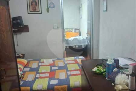 Casa à venda com 2 quartos em Vila Nivi, São Paulo, SP