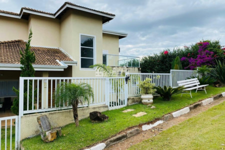Casa à venda com 6 suítes no condomínio Portal Ouro Verde, Atibaia - SP
