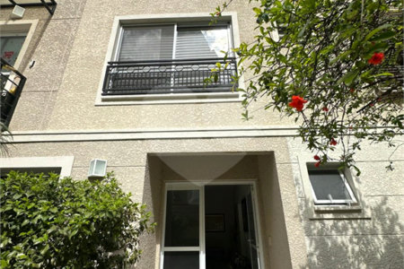Casa à venda com 3 quartos, sendo 2 suítes, no condomínio Townhouse Village Morumbi, São Paulo - SP