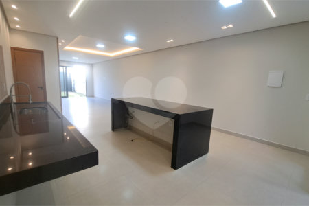 Duplex à venda com 3 quartos, sendo 1 suíte, em Tabapiri, Porto Seguro, BA