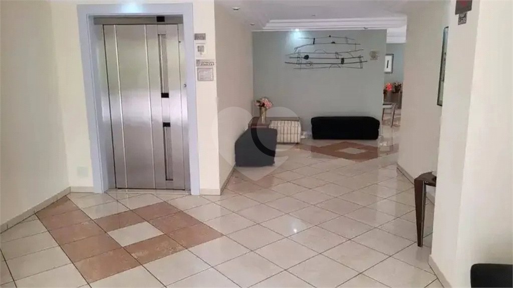 Apartamento à venda com 3 quartos, sendo 1 suíte,  em Parque Imperial, São Paulo, SP