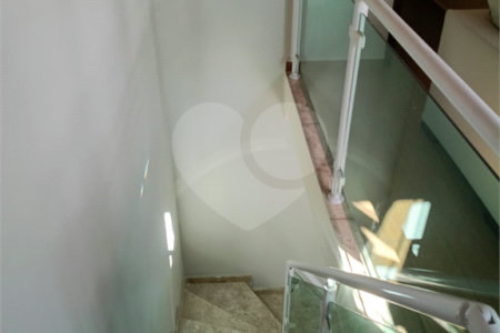 Casa à venda com 4 quartos, sendo 2 suítes,  em Vila Rei, Mogi das Cruzes, SP