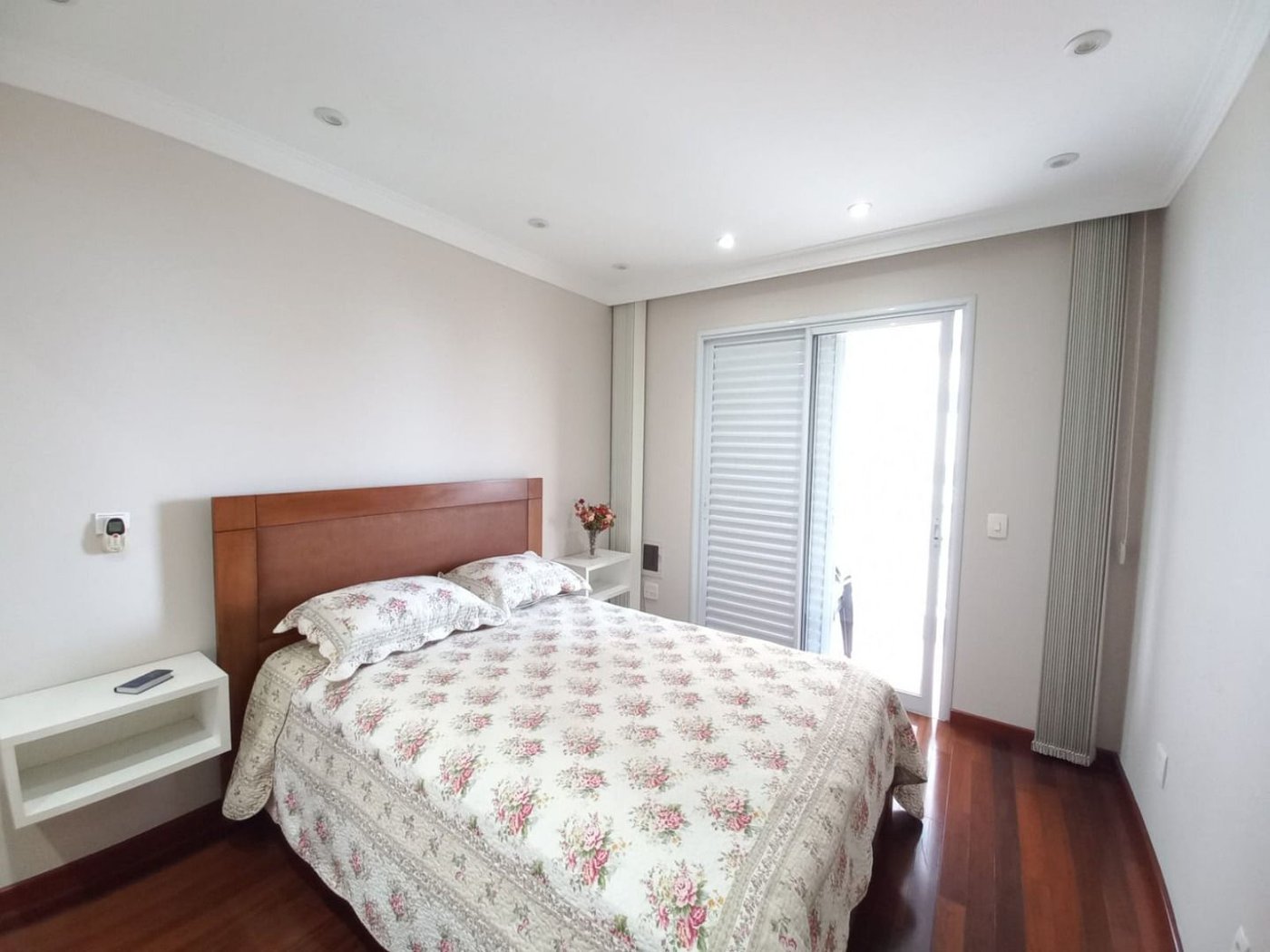 Apartamento com 2 dormitórios à venda, 97 m² por R$ 1.360.000,00 - Gonzaga - Santos/SP