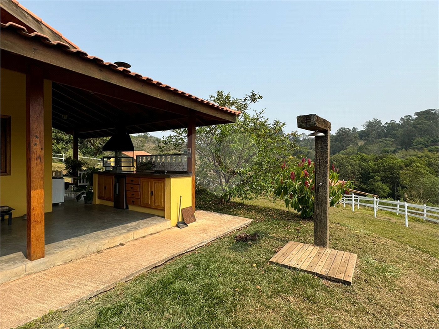 Sítio à venda com 3 quartos, sendo 1 suíte,  em Week-end, Jarinu, SP