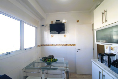 Apartamento à venda com 3 suítes em Santo Amaro, São Paulo, SP