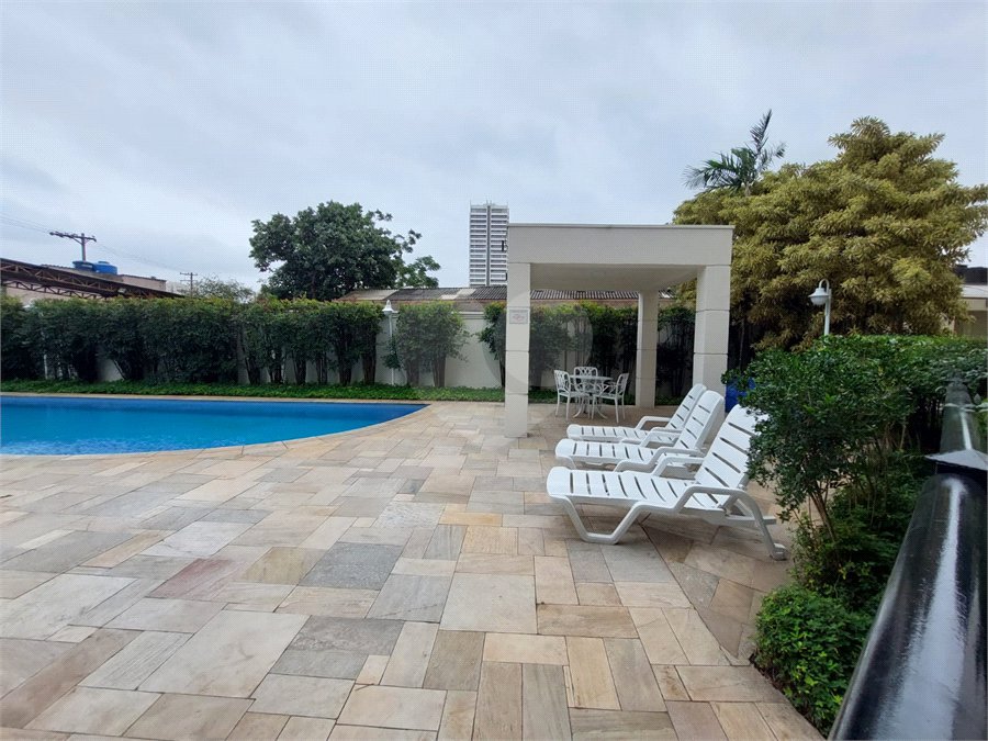Apartamento à venda com 2 quartos em Vila Anastácio, São Paulo, SP