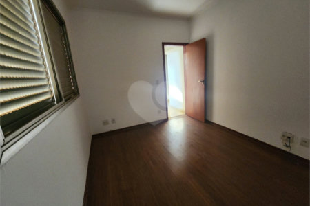 Apartamento à venda com 4 quartos, sendo 2 suítes, no Centro, Araraquara, SP