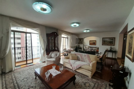 Apartamento à venda com 4 suítes em Santana, São Paulo, SP