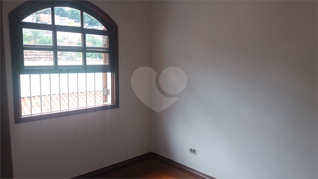 Sobrado à venda com 3 quartos, sendo 1 suíte, em Horto, São Paulo, SP