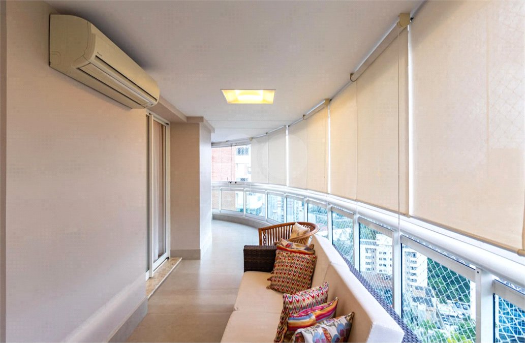 Apartamento para alugar com 4 suítes em Vila Andrade, São Paulo, SP