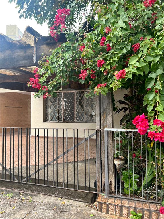 Casa à venda com 3 quartos em Jardim da Saúde, São Paulo, SP