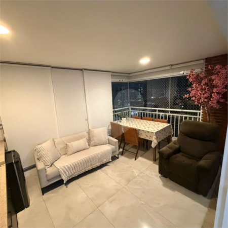 Apartamento à venda com 3 quartos, sendo 1 suíte, em Tatuapé, São Paulo, SP