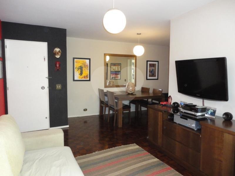 Apartamento à venda com 3 quartos, sendo 1 suíte, em Moema, São Paulo, SP