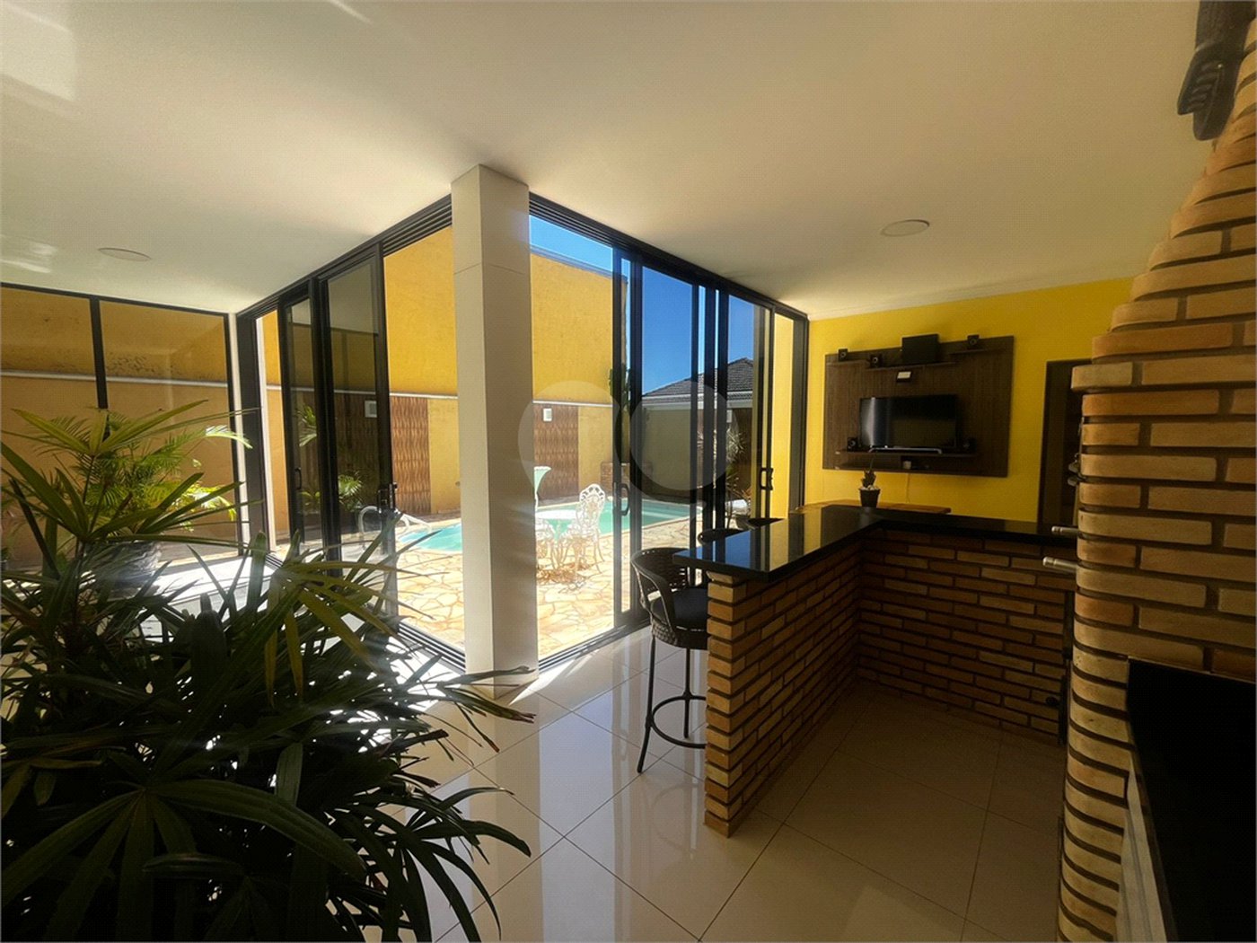 Casa à venda com 4 quartos, sendo 2 suítes, em Vila Nastri, Itapetininga, SP