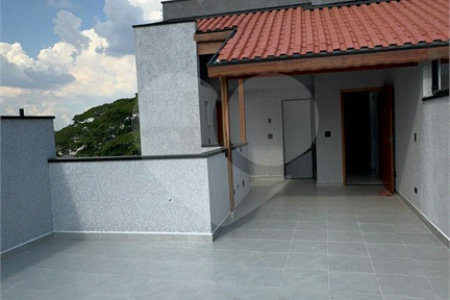 Cobertura à venda com 2 quartos, sendo 1 suíte,  em Vila Guaraciaba, Santo André, SP