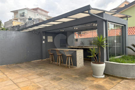 Apartamento de 2 quartos em Chácara Cruzeiro do Sul ( Cangaíba ).